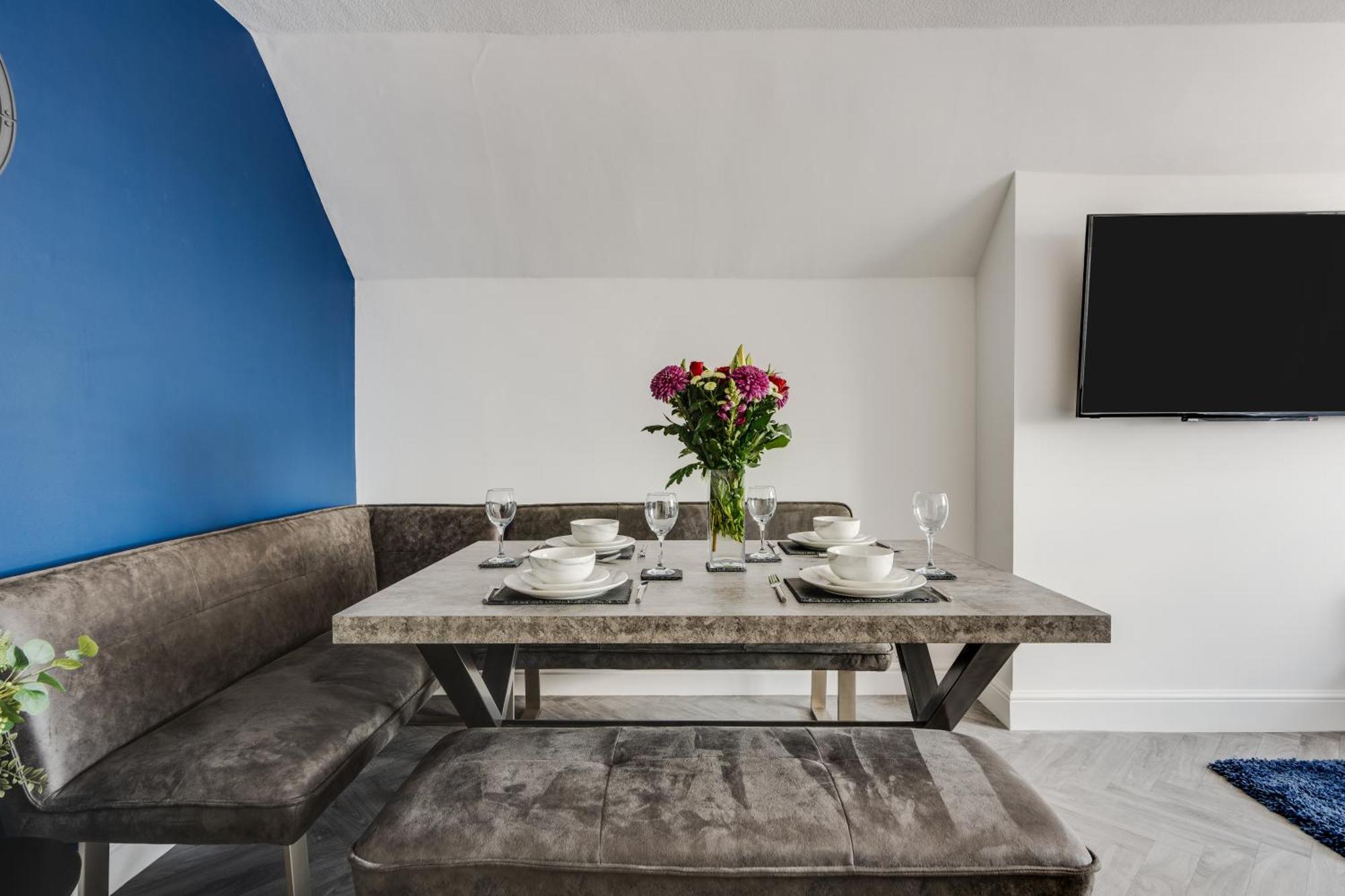 St David'S - Stylish 2 Bed Apartment, Free Parking, Close To Beach Lytham St Annes Exterior photo